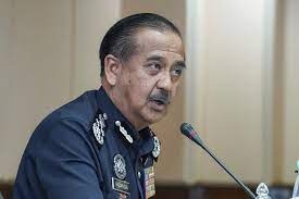 இண்டர்போல் முடிவுக்காக போலீஸ் படை காத்திருக்கிறது