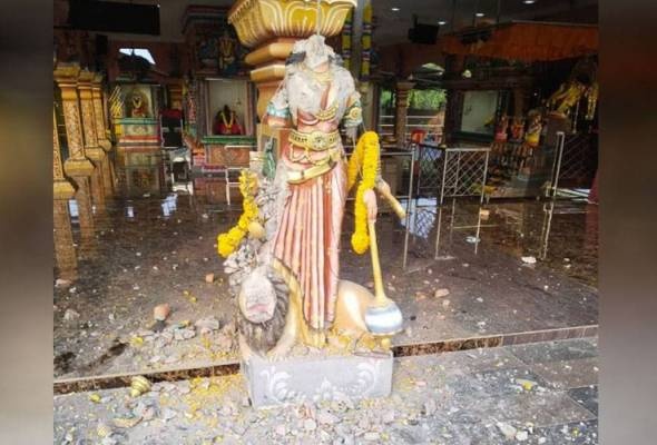 ஆலய சிலைகளை உடைத்த நபர் கைது