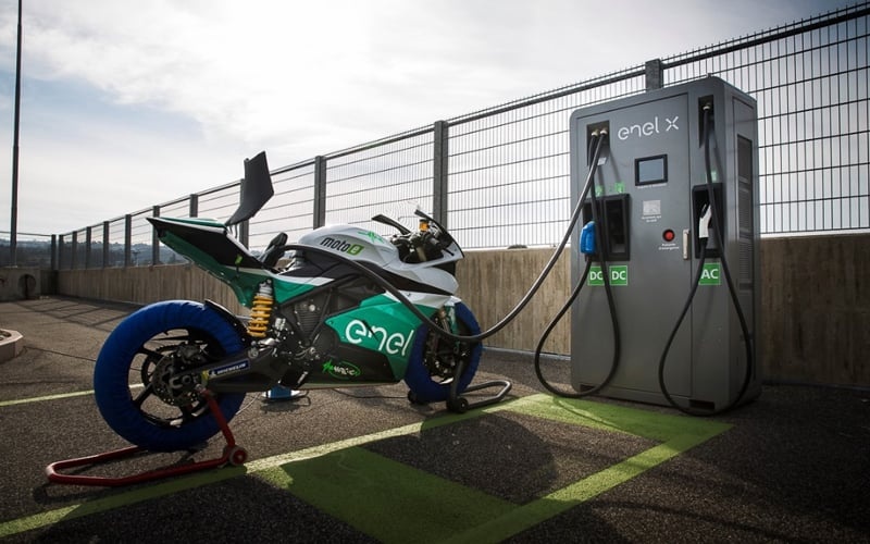 மின் மோட்டார் சைக்கிள் வாங்க பி40 தரப்பினருக்கு ஊக்கத் தொகை- அமைச்சு பரிந்துரை