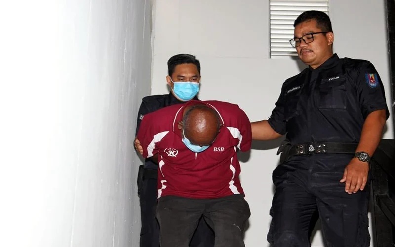 பாதுகாவலரை கொலை செய்ததாக தோட்டக்காரர் ​​மீது குற்றச்சாட்டு