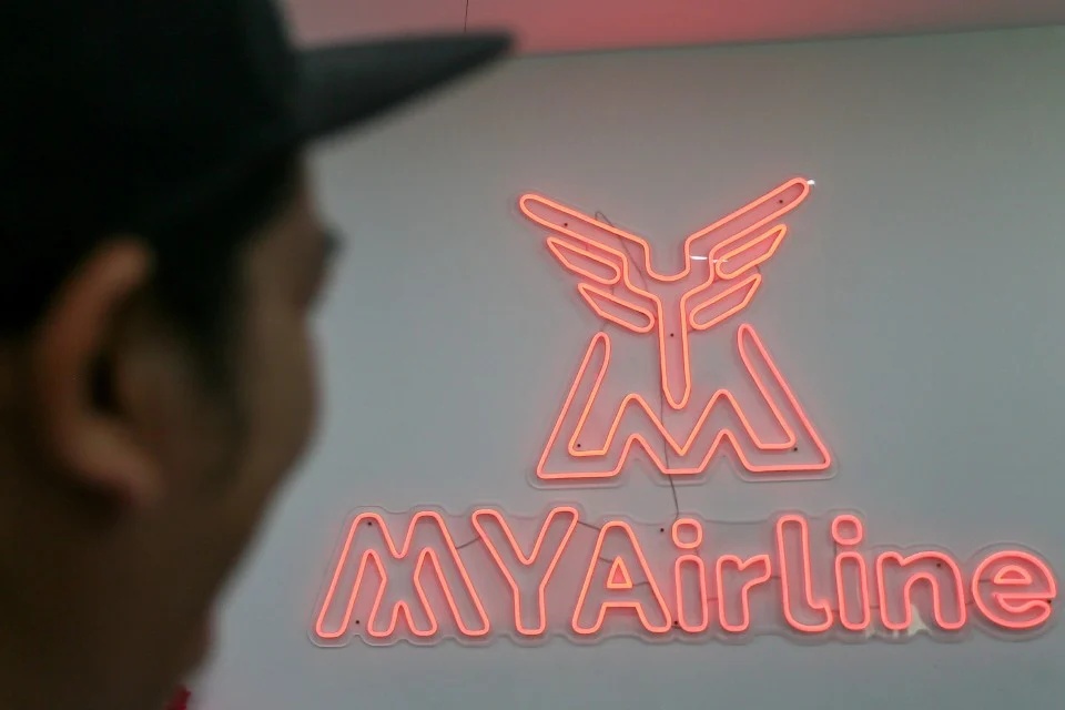 மைஏர்லைன்க்கு காரணம் கோரும் கடிதம்