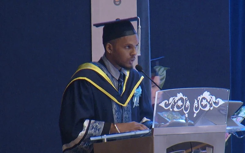 இந்திய மாணவரின் துணிச்சலான பேச்சு கல்வித் தகுதிக்கு முன்னுரிமை அளிக்க வேண்டிய நேரம் கனிந்து விட்டது