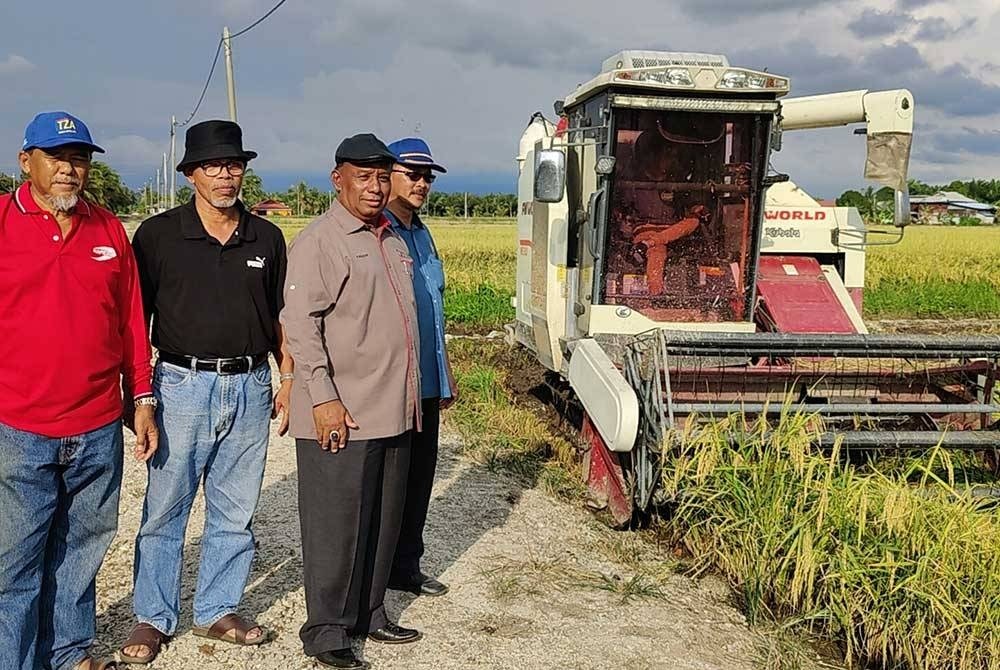 வெளிநாட்டவருக்கு லைசன்ஸ் கொடுத்ததில்லை - எம் பி கே