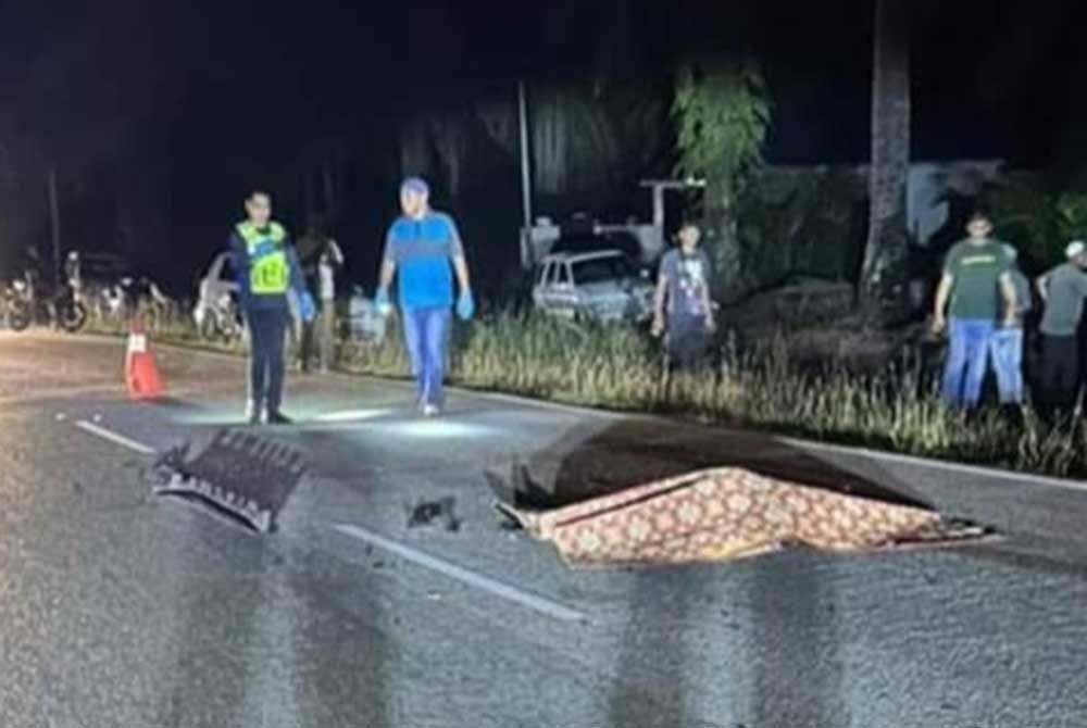 காரை மோதிய மோட்டார் சைக்கிள் - மாணவர் பலி