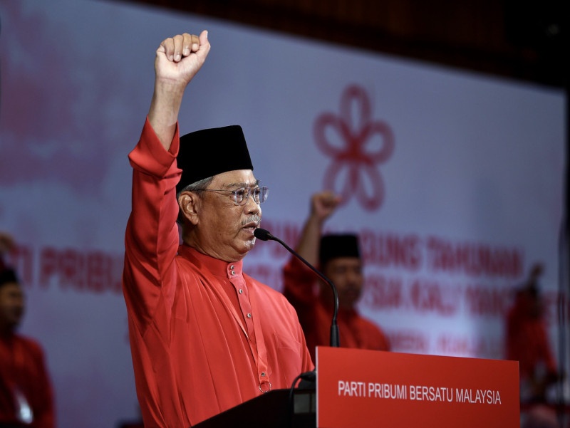 பெர்சத்து கட்சியின் பிளவு வெடிக்கலாம்