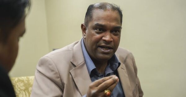 இயலாதவர்களுக்கும், இளைஞர்களுக்கும் உதவத் தயார்