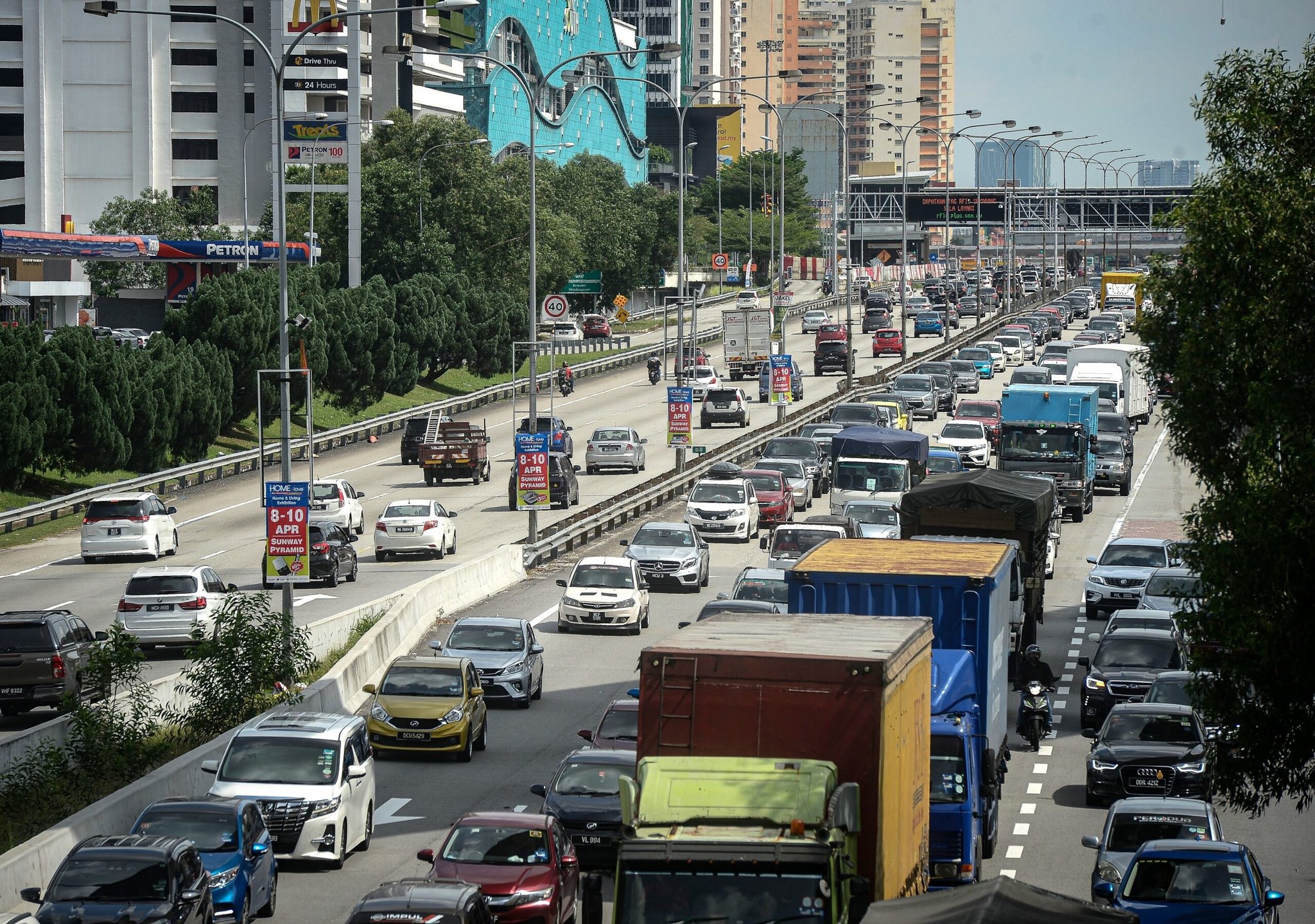புதிய தடங்கள் அமைக்கப்பட வேண்டும்