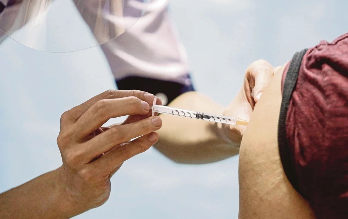 தடுப்பூசி செலுத்திக் கொள்வது கட்டாயம் இல்லை !