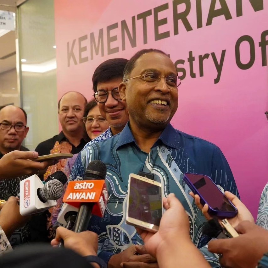 அமைச்சரவை மாற்றத்தில் அரசியல் ஏதும் இல்லை