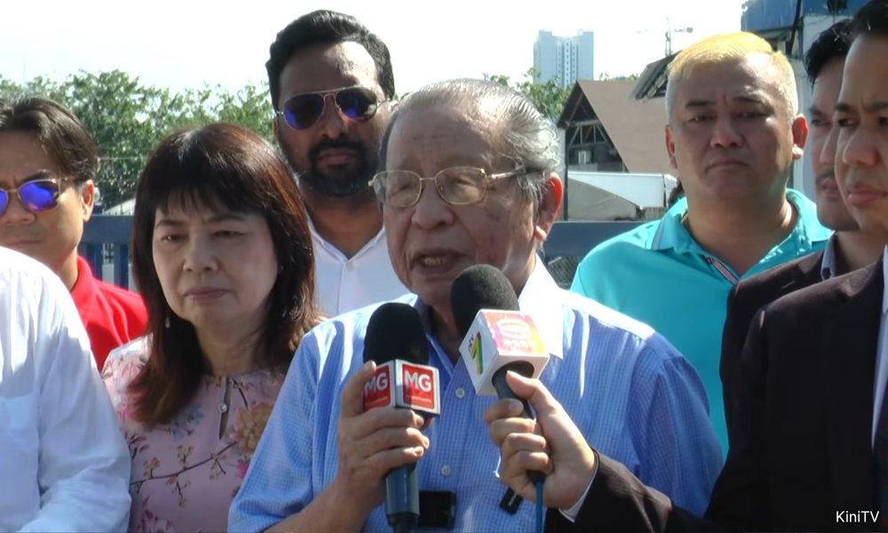 அமைச்சரவையில் கலந்த கொள்ள அனுமதிக்கப்பட வேண்டும்