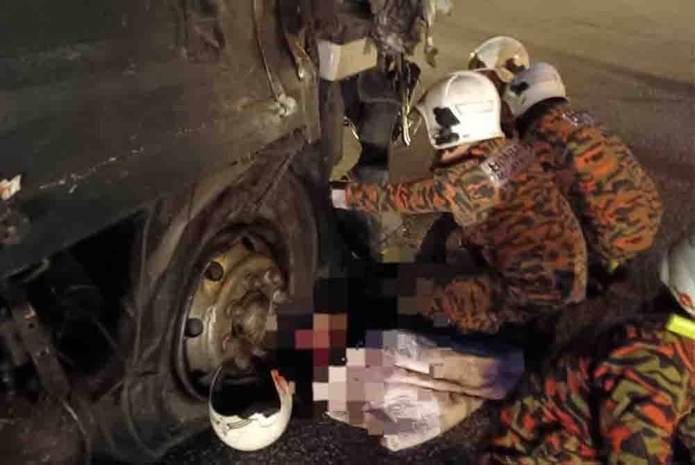 லோரி மோதி இரு மோட்டார் சைக்கிளோட்டிகள் மரணம்