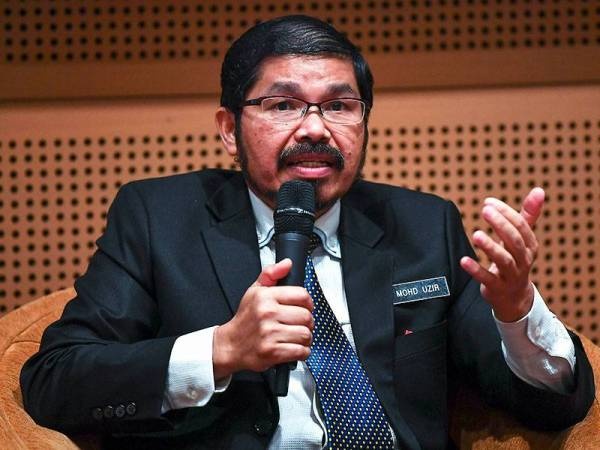 ஆண்களுடன் ஒப்பிகையில் பெண்களின் வருமானம் குறைவு