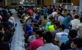 ஒழுக்கக்கேடான நடவடிக்கையில் ஈடுபட்ட அந்நிய பிரஜைகள்