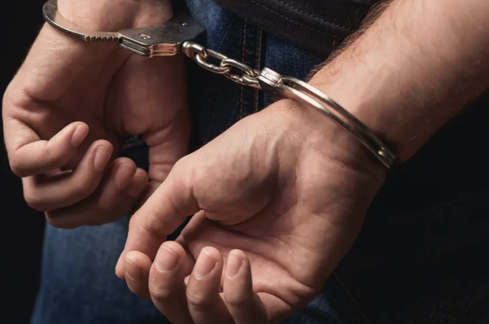 கொலை தொடர்பில் அந்நிய நாட்டவர் கைது