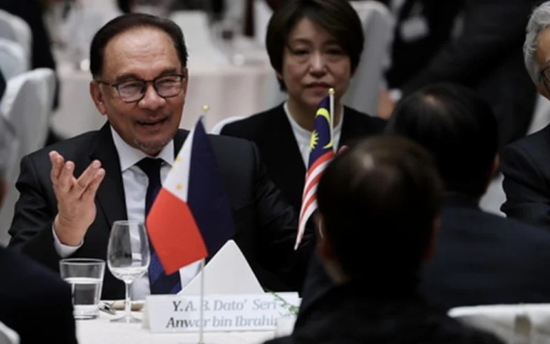 கிழக்கை நோக்கும் கொள்கையில் சீனாவும் உள்ளடக்கமாகும்