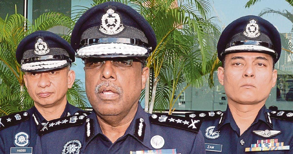 கணக்காளர் கொலை வழக்கு : மேலும் ஒரு சந்தேக நபரைத் தேடும் காவல் துறை