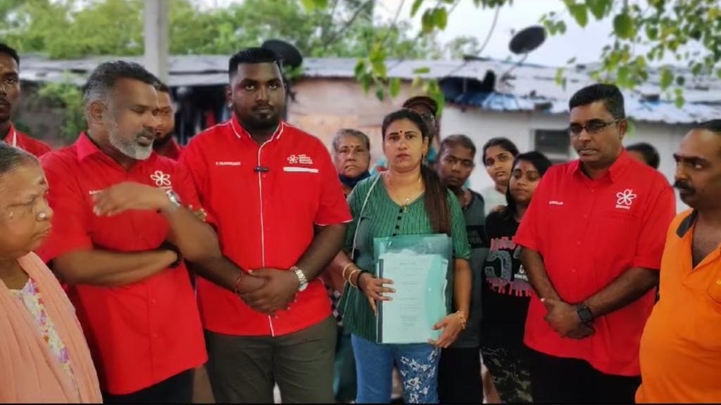 வங்கிக் கடனைச் செலுத்தியும் வீடு இன்னும் கிடைக்கவில்லை