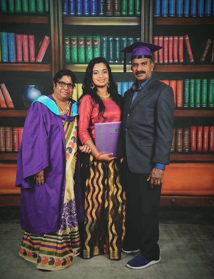 சவால் நிறைந்த பணியில் காயத்திரி கண்ணம்மா