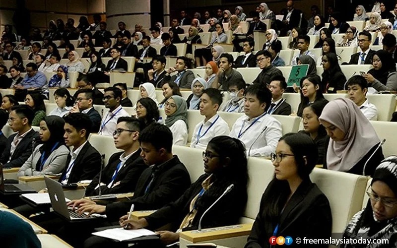 எங்களின் கருத்துகளையும் ஏற்றுக் கொள்ளுங்கள்