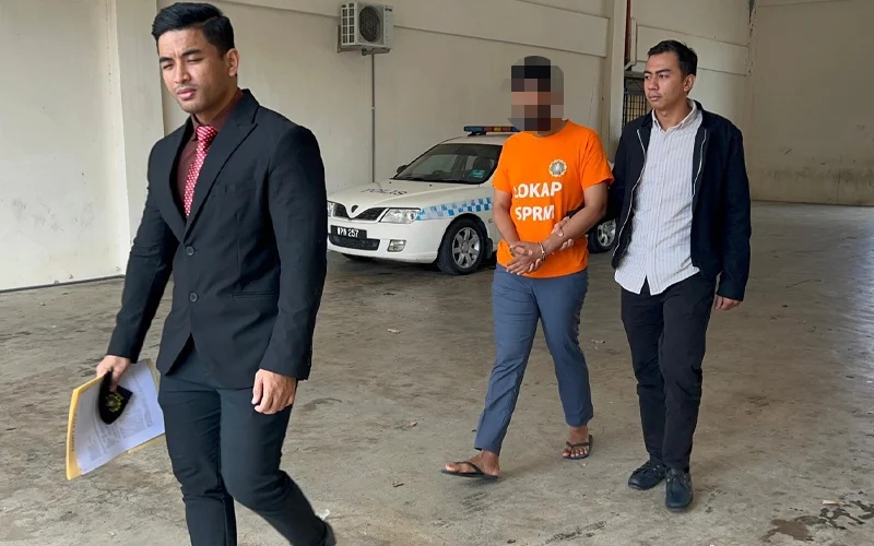 அபராதத்தை நீக்க லஞ்சம் கேட்டதாக நம்பப்படும் அதிகாரி