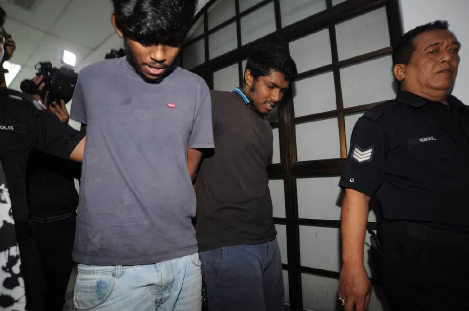 இரு இந்திய சகோதரர்கள் மீது கொலைக் குற்றச்சாட்டு