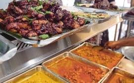 Mamak உணவகங்களில் பிரியாணி உணவுக்கு உள்ளாடை பயன்படுத்துகிறார்களா?