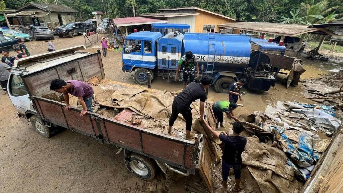 வெள்ளத்தில் பாதிக்கப்பட்டவர்களுக்கு உதவ மாநில சட்டமன்ற உறுப்பினரை நாட வேண்டும்