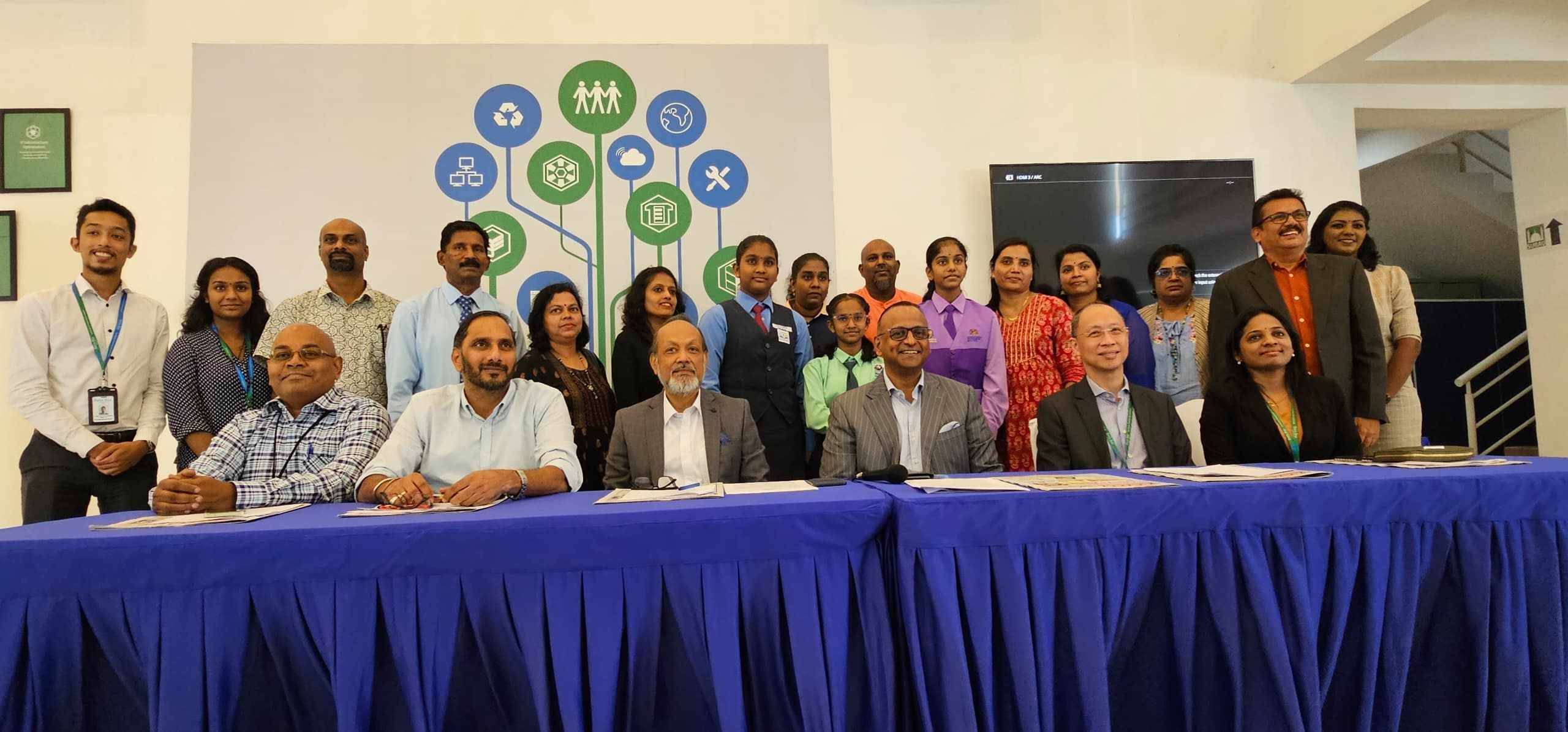 மாணவர்களின் ஆங்கில புலமையை மேம்படுத்த Saraswathy English Challenge வந்துவிட்டது