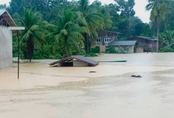 வெள்ளத்தினால் பாதிக்கப்பட்டவர்களின் எண்ணிக்கை அதிகரிப்பு