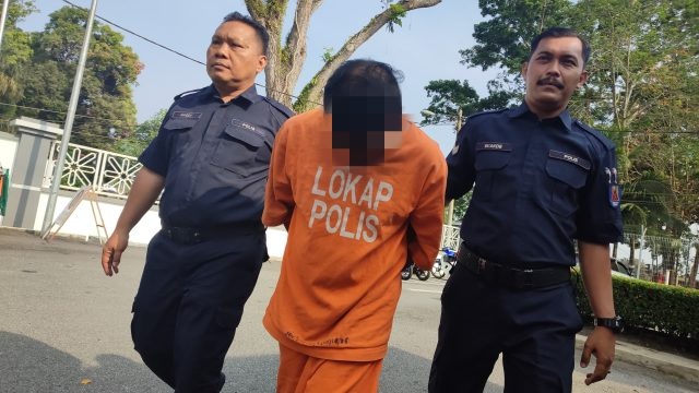 சிறார்களிடம் தகாத உறவு, வர்த்தகர் கைது