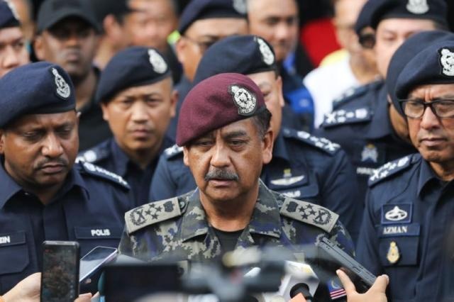 நான் குற்றம் இழைத்திருந்தால் தாராளமாக புகார் செய்யுங்கள்