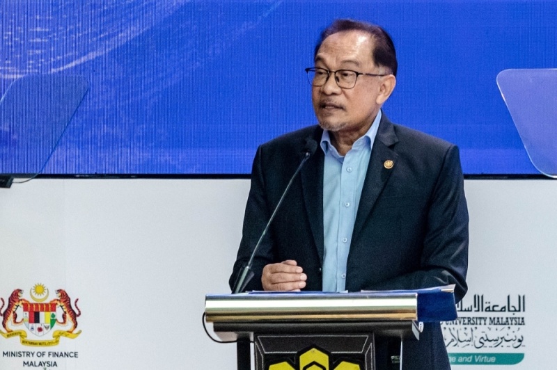 அரசியலமைப்பு சட்டத்தின் 153 ஆவது விதியை மறுபரி​சீலனை செய்ய வேண்டிய அவசியமில்லை - பிரதமர் அன்வார் திட்டவட்டம்