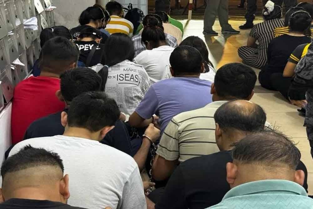 59 சட்டவிரோதக்குடியேறிகள் கைது