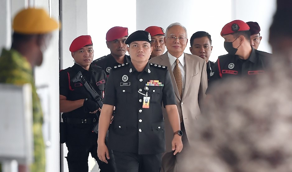 விலங்கிடப்படாது குறித்து கேள்வி எழுப்ப வேண்டாம்