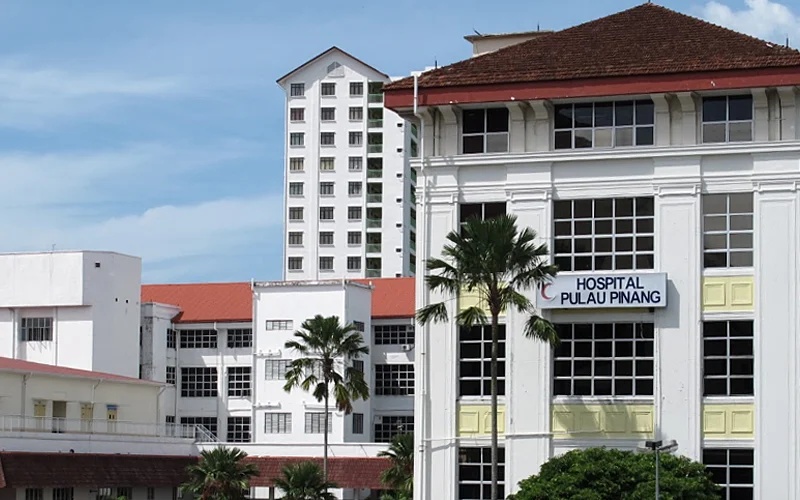 மின்சுடலை பணியாளர் கடும் காயங்களுக்கு ஆளானார்