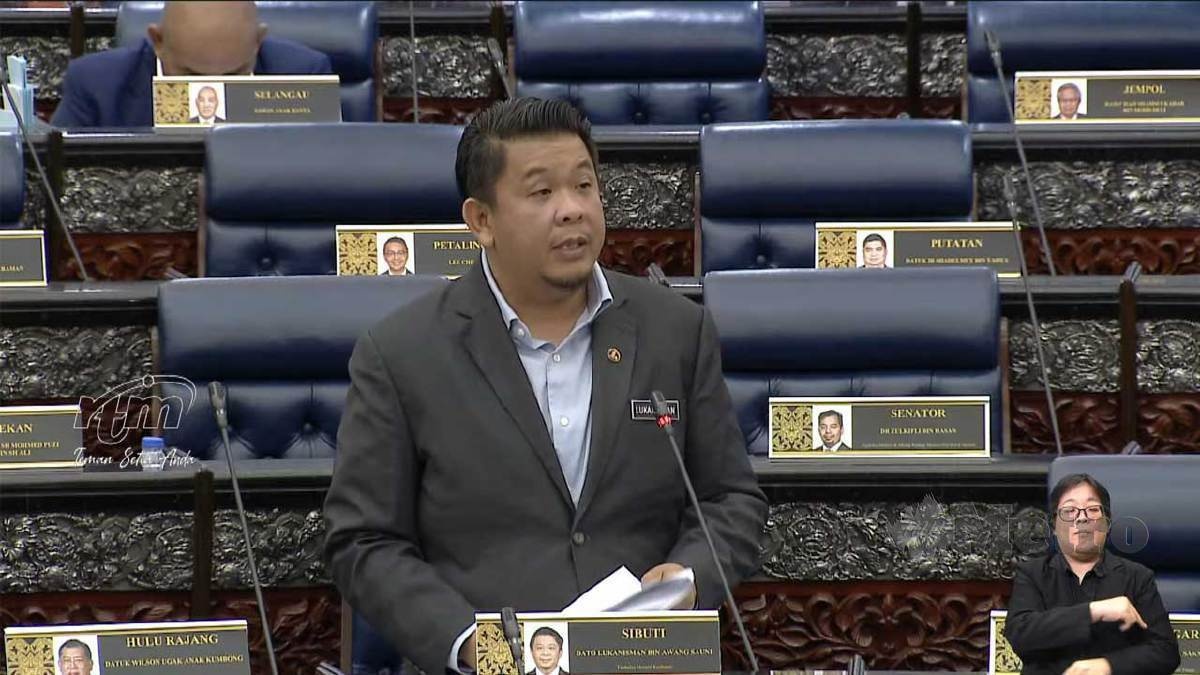 38,010 மாணவர்கள் புகைப்பிடிப்பதை நிறுத்த நடவடிக்கை