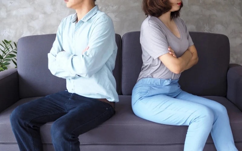 வாழ்க்கைச் செலவினம் அதிகரிப்பு, விவகாரத்திற்கு வழிகோலிடுகிறது