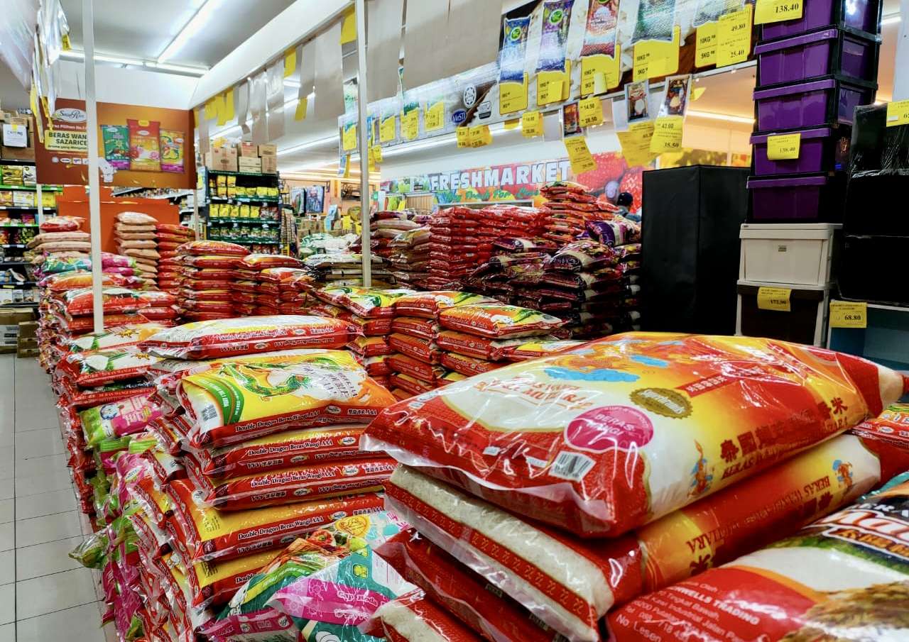 இறக்குமதி செய்யப்படும் பச்ச அரிசியால் மக்கள் குழப்பம்