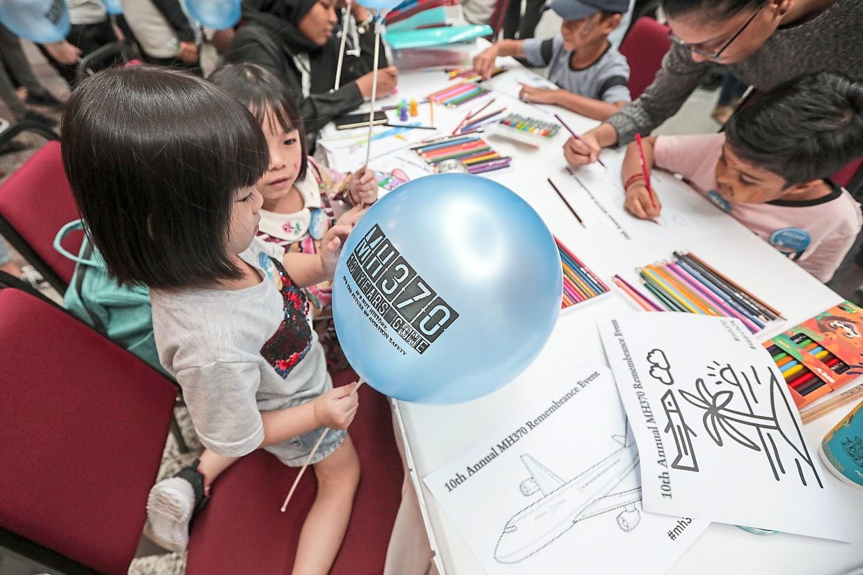 MH370 விமானம் பற்றி ஆருடங்களை  எளிதில் நம்பிவிடவேண்டாம்