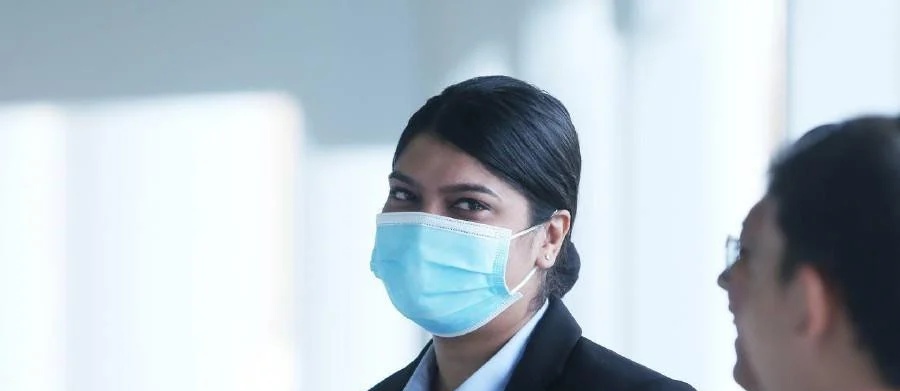 இன்ஸ்பெக்டர் ஷீலா   விசாரணையை எதிர்நோக்கியாக வேண்டும்