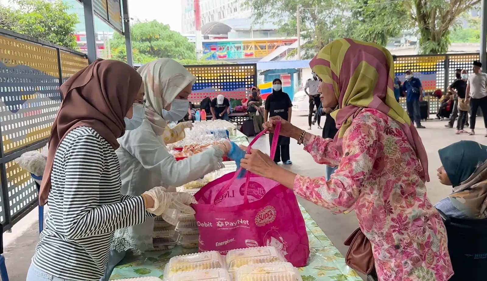 கடும் வறிய நிலை மக்கள் பிரச்சனைக்கு தீர்வா?