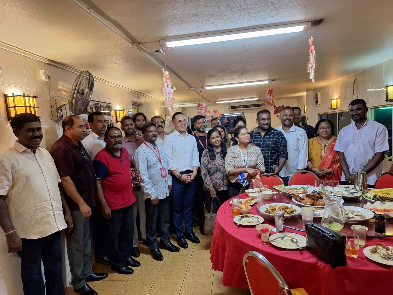 தமிழ் ஊடகவியலாளர்களுடன் அமைச்சர் ஸ்டீவன் சிம் சந்திப்பு