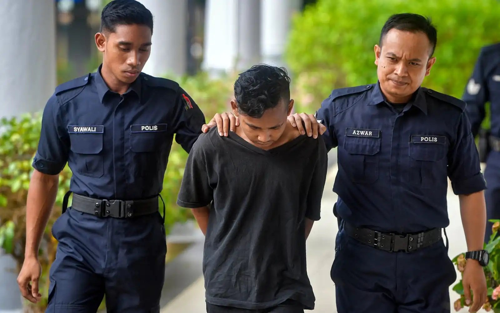 6 மாத குழந்தையை பாதுகாவலருக்கு ஜாமின் மறுப்பு