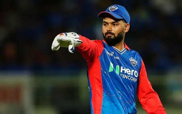 டேவிட் வார்னரை கழற்றிவிட்ட டெல்லி கேபிடல்ஸ், டாஸ் வென்று பவுலிங்