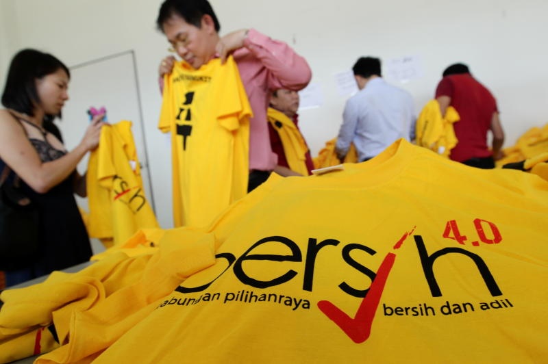 சிலாங்கூர் மாநில அரசின் ஹரிராயா பொது உபசரிப்பை கோலகுபு பாரு தொகுதியில் நடத்துவதா?