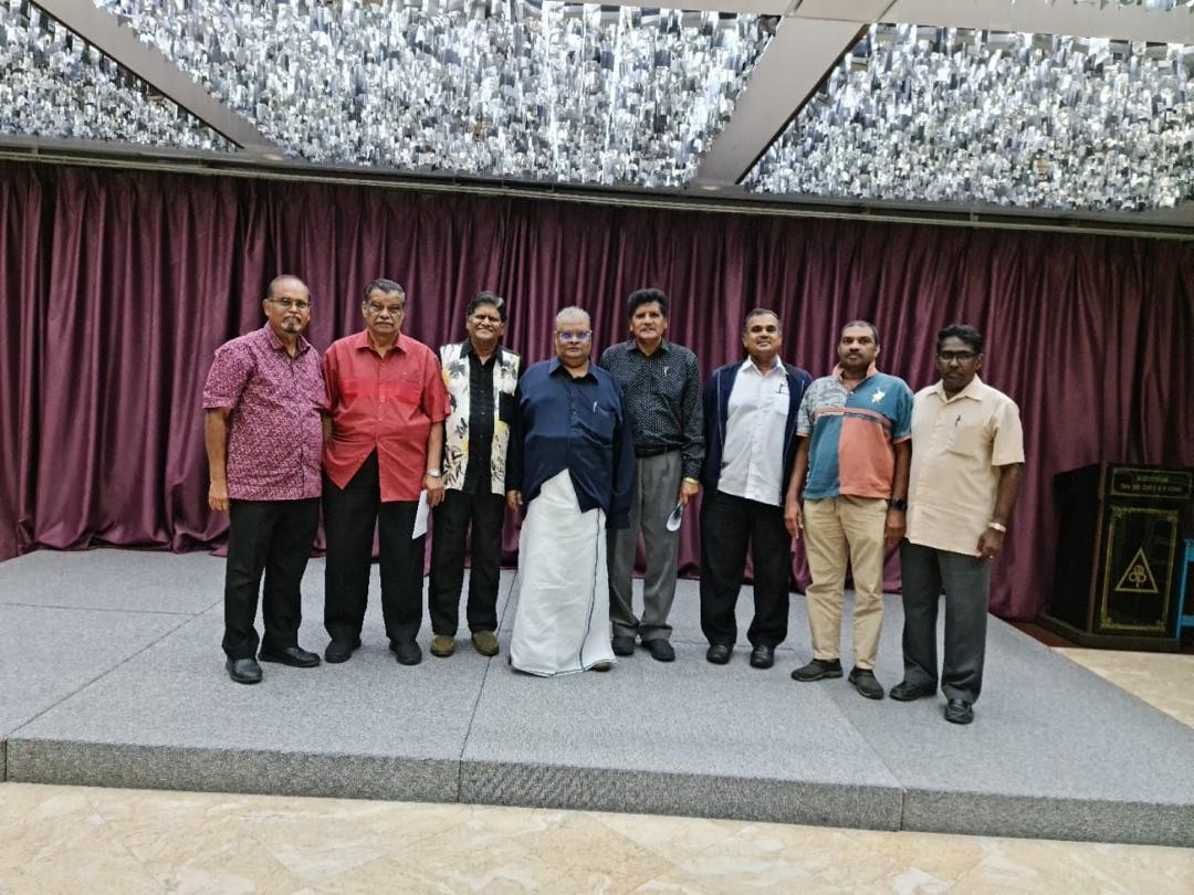 அமைச்சர் ஆரோன் அகோ டகாங்குடன் சந்திப்பு