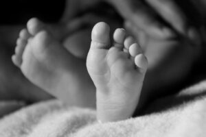 வெப்ப தாக்குதல் பக்கவாதத்தினால் 3 வயது குழந்தை உயிரிழந்தது