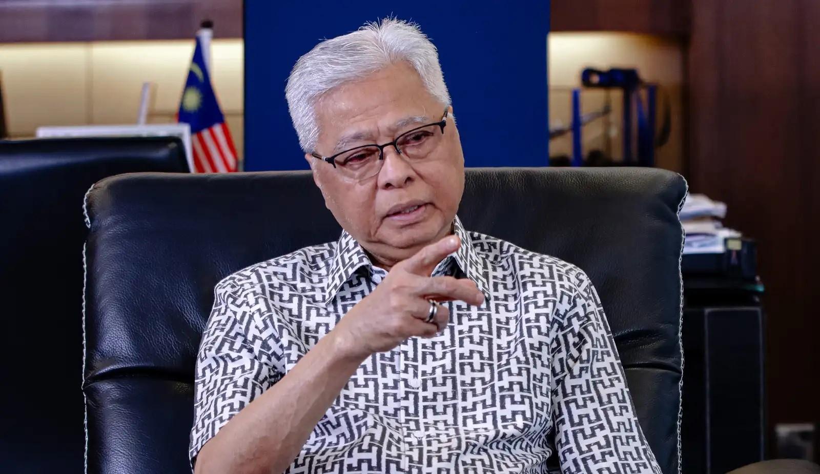 இஸ்லாம் மட்டுமல்ல, அனைத்து மதங்களுக்கும் மதிப்பளிக்க வேண்டும்