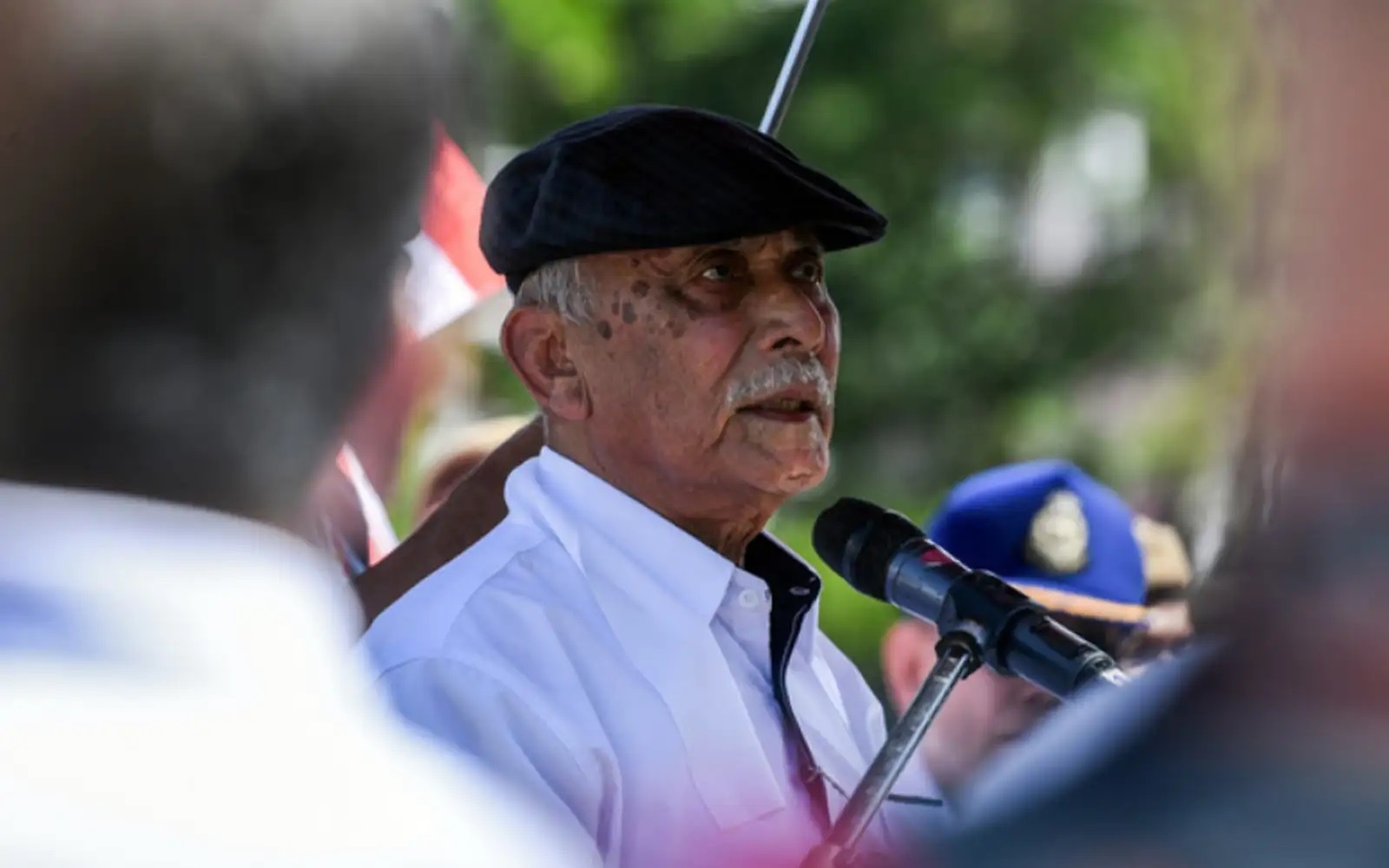 நிறைய தியாகங்களை புரிந்தவர் ஹனிப் ஒமார்