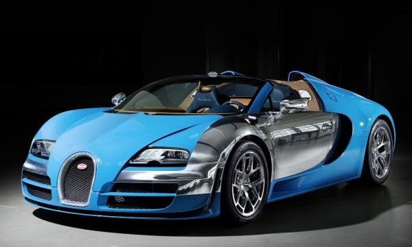 பறிமுதல் செய்யப்பட்ட வாகனங்களில் ஒன்று, ஜோ லோவுக்கு சொந்தமானது